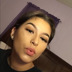 Meet your Posher, Lexi